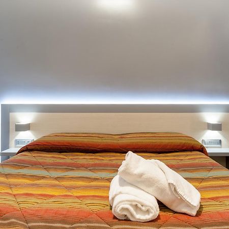 Il Rosso E Il Blu Hotel Rome Bagian luar foto