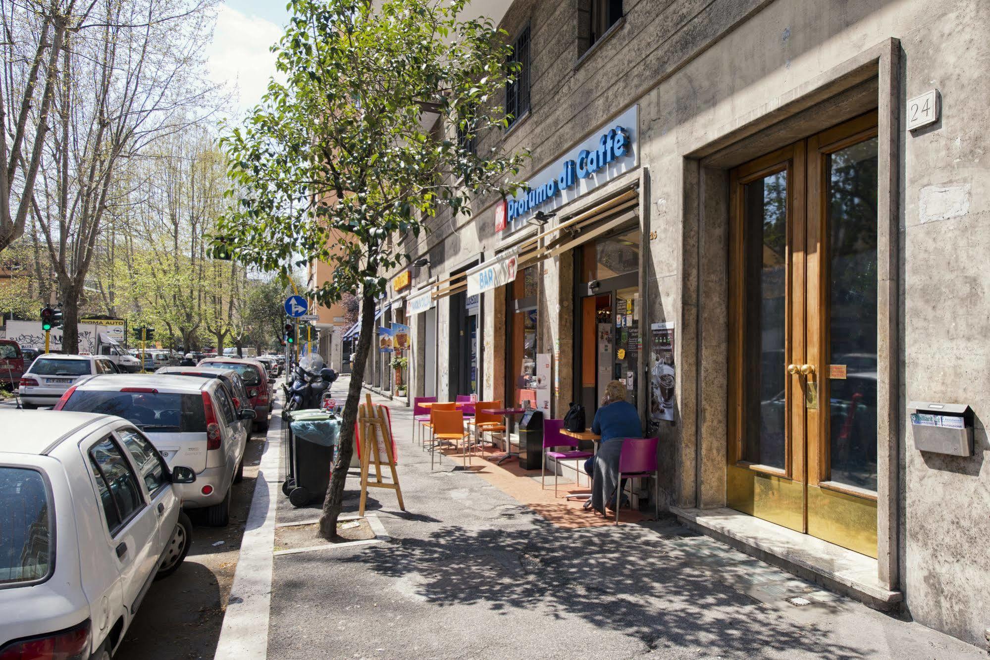 Il Rosso E Il Blu Hotel Rome Bagian luar foto